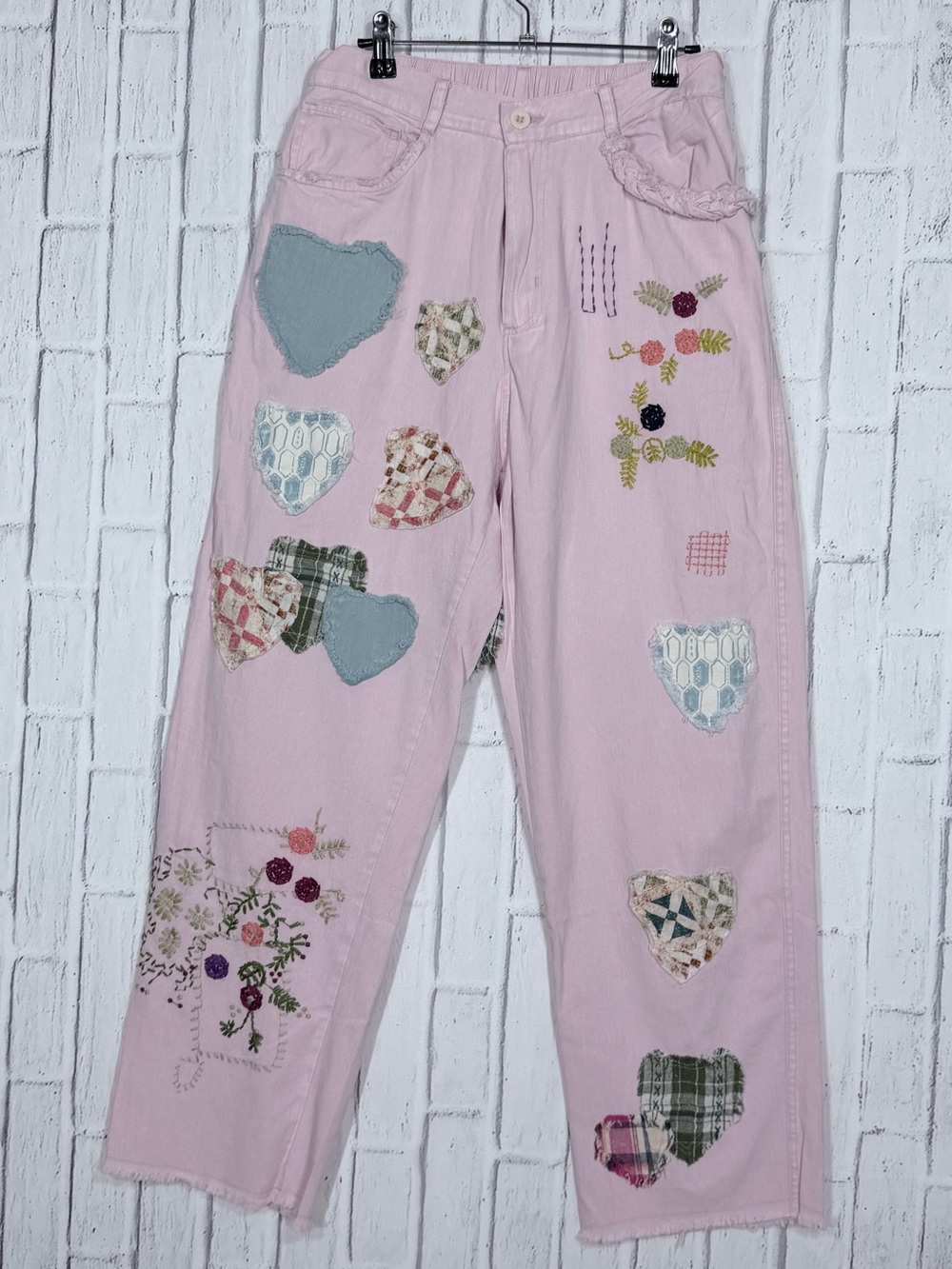 🌸 Blue Velvet Pink Patchwork Embroidered Boyfriend Jeans NWT Medium